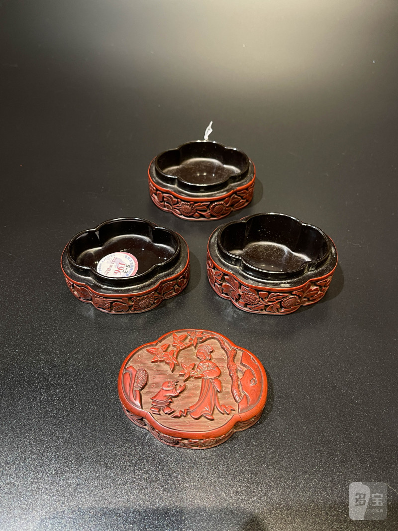 清乾隆 剔红花卉纹四节盒 - 图6
